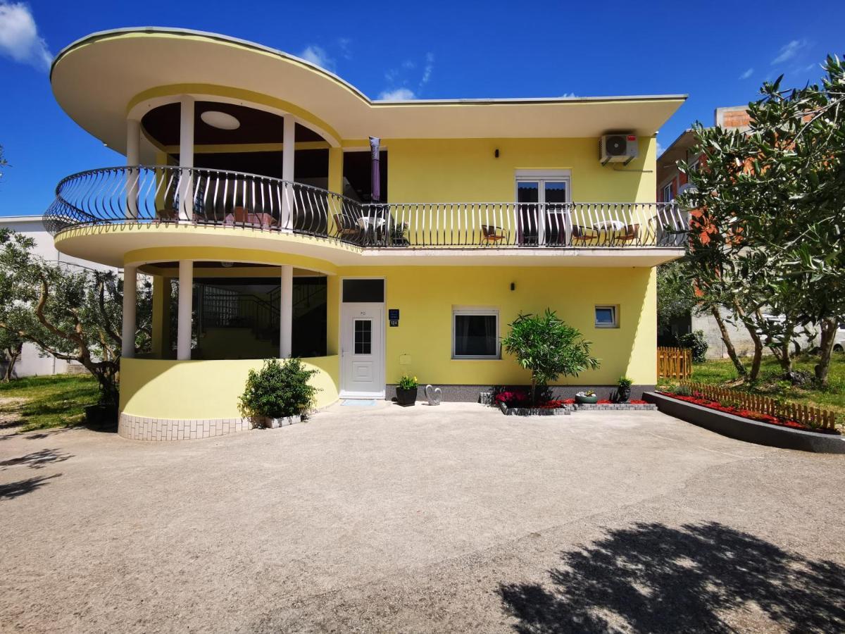 Villa Dalma Tučepi Exterior foto