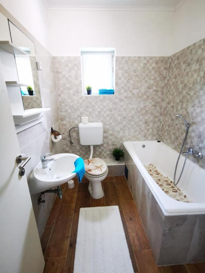 Villa Dalma Tučepi Exterior foto